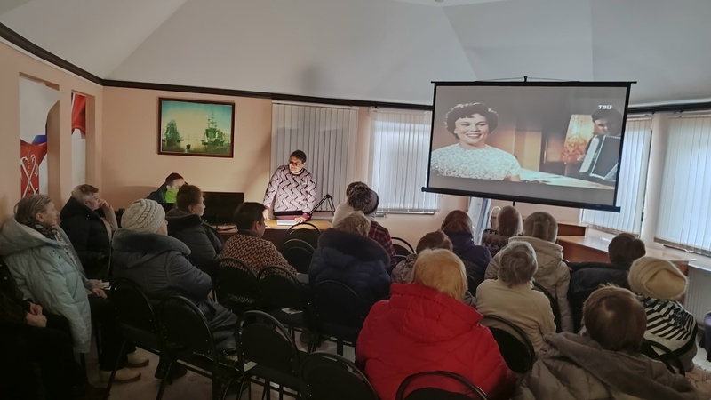 Лекция «Улыбка сквозь слёзы Люсьены Овчинниковой»