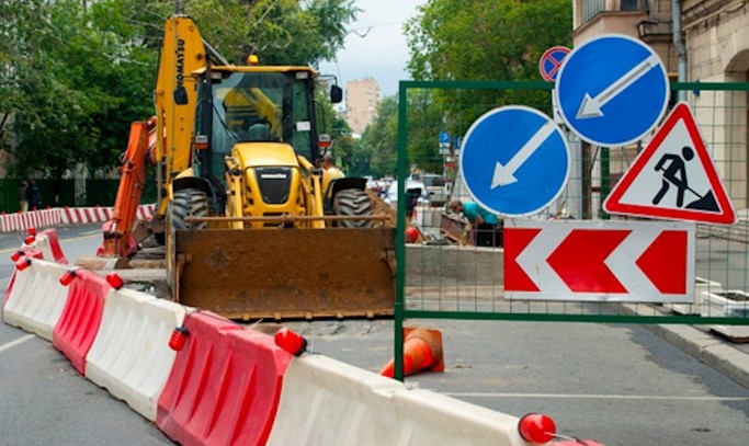 На юго-западе Санкт-Петербурга с 29 июля ограничат движение по нескольким улицам.