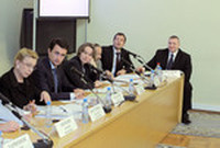 Комиссии обсудили закон о наземных пассажирских перевозках